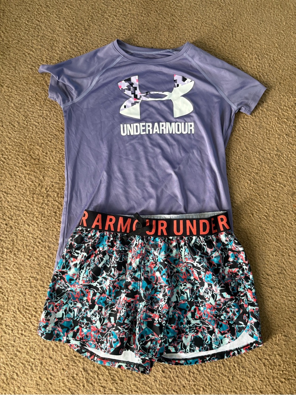 Under Armour Lavender Short Sleeve Logo Top with Light Gray Mesh Shorts